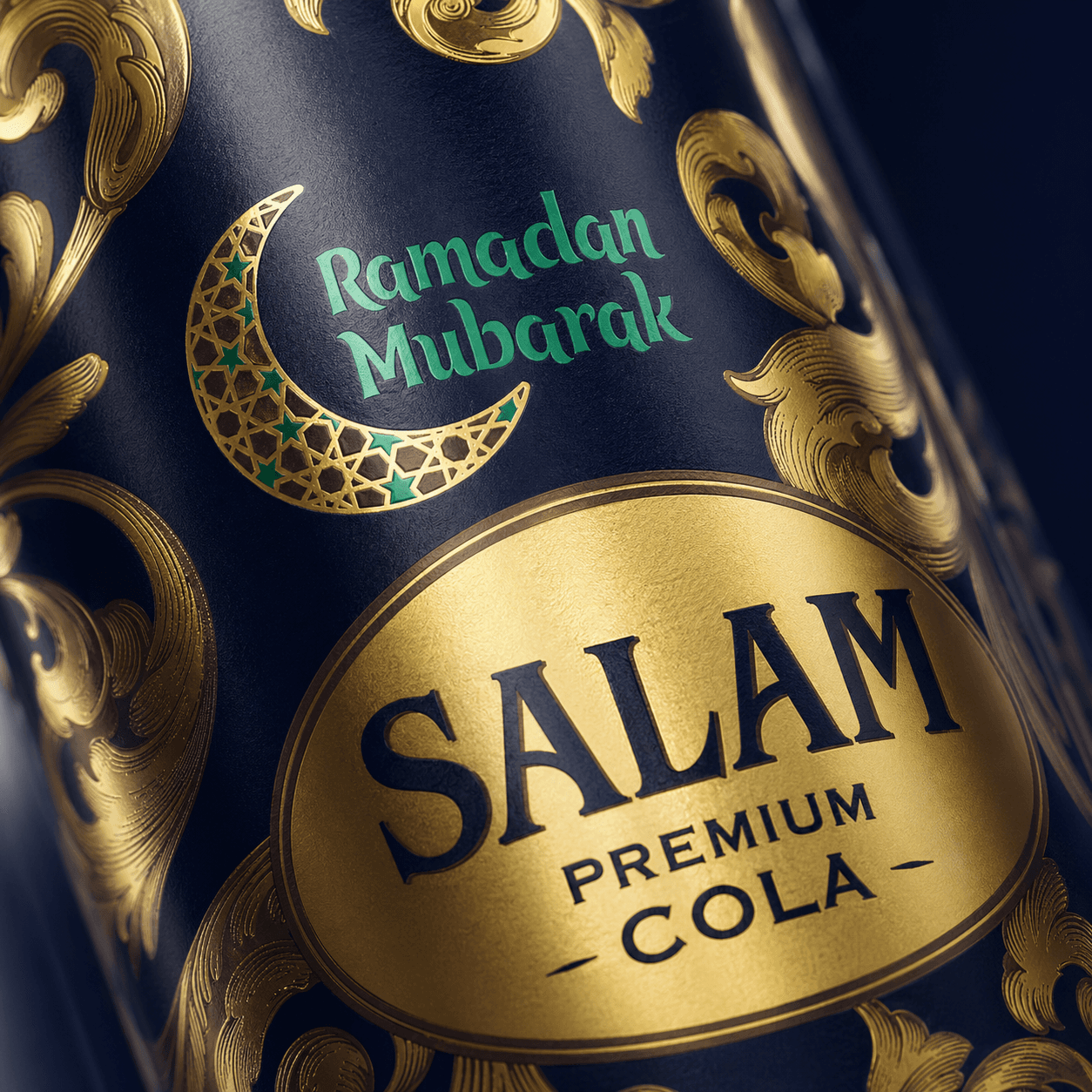 Salam Premium Cola Ramadan — крупный план этикетки с надписью Ramadan Mubarak